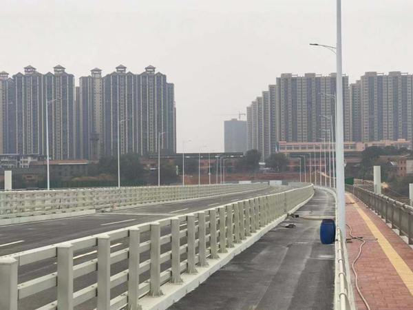 退火后的304不銹鋼復合管具有優良的力學性能
